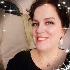 Meet your Posher, Renée